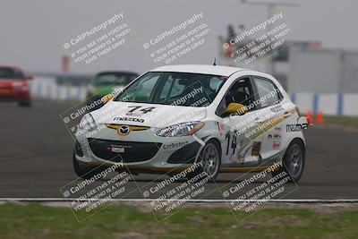 media/Jan-18-2026-CalClub SCCA (Sun) [[8bc6468723]]/Group 3 Race/Turn 1/